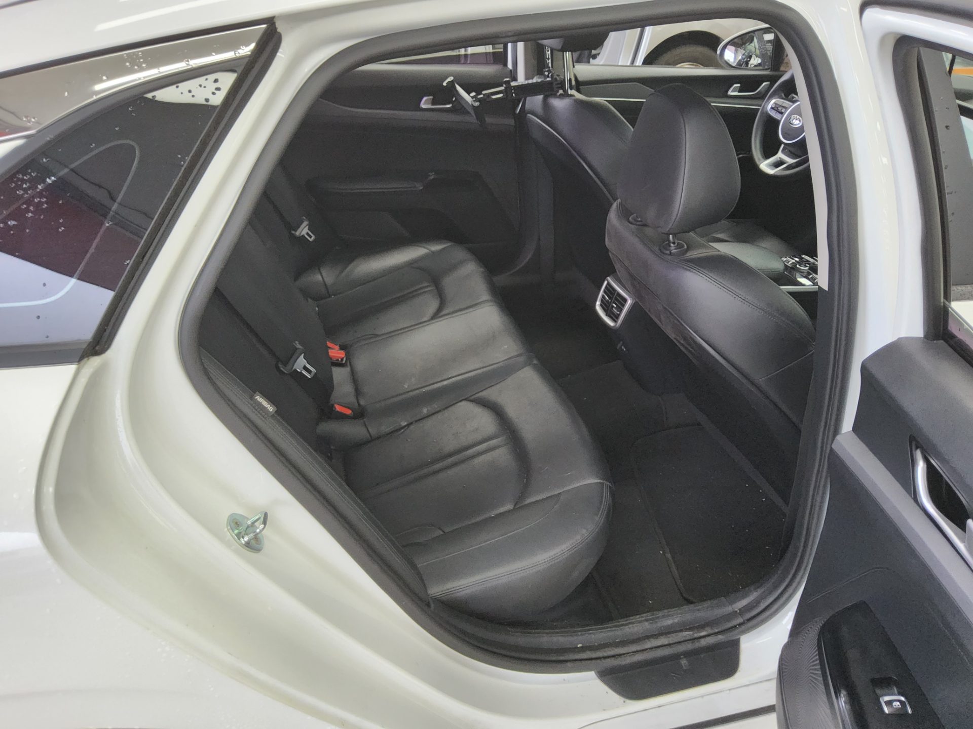 2021 - kia k5