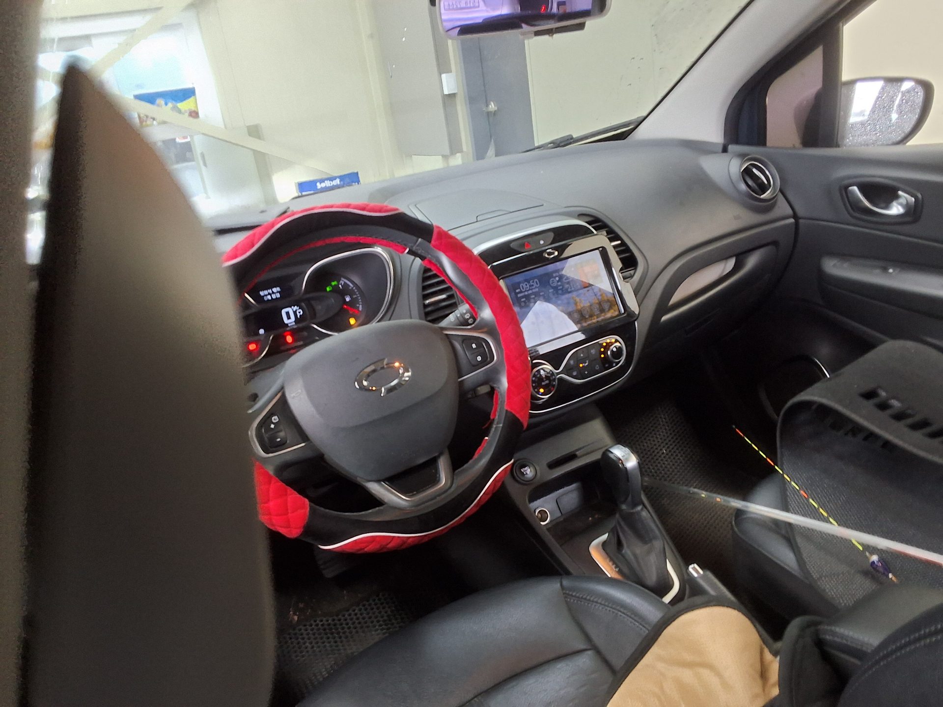 2018 - renault qm3