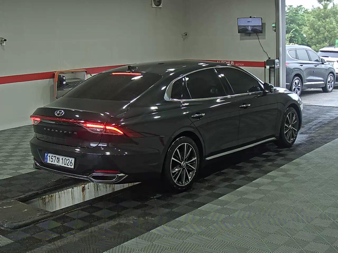 2022 - hyundai grandeur
