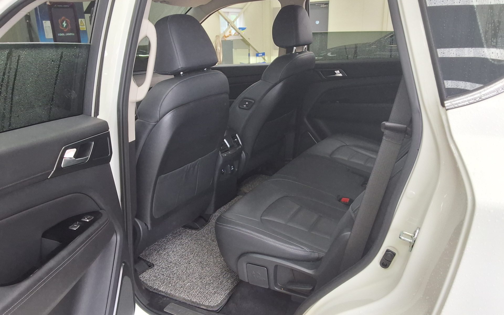 2020 - ssangyong rexton