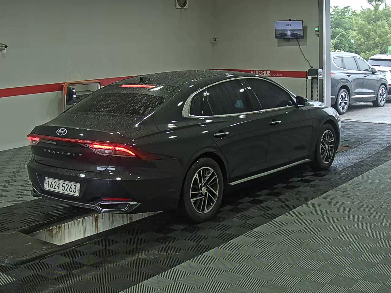 2020 - hyundai grandeur
