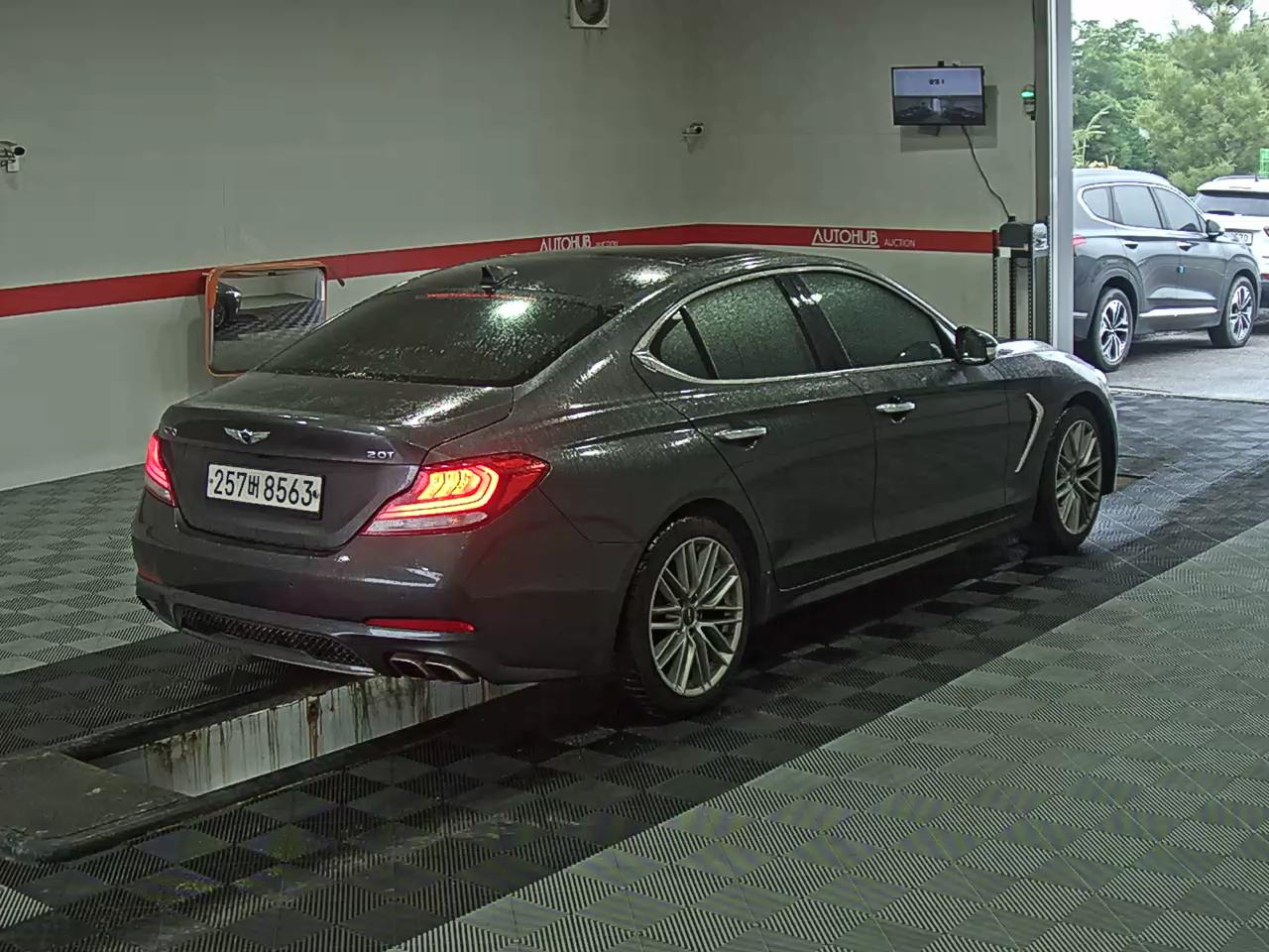 2020 - genesis g70