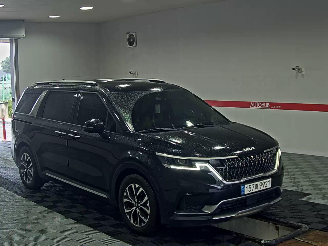 2023 - kia carnival
