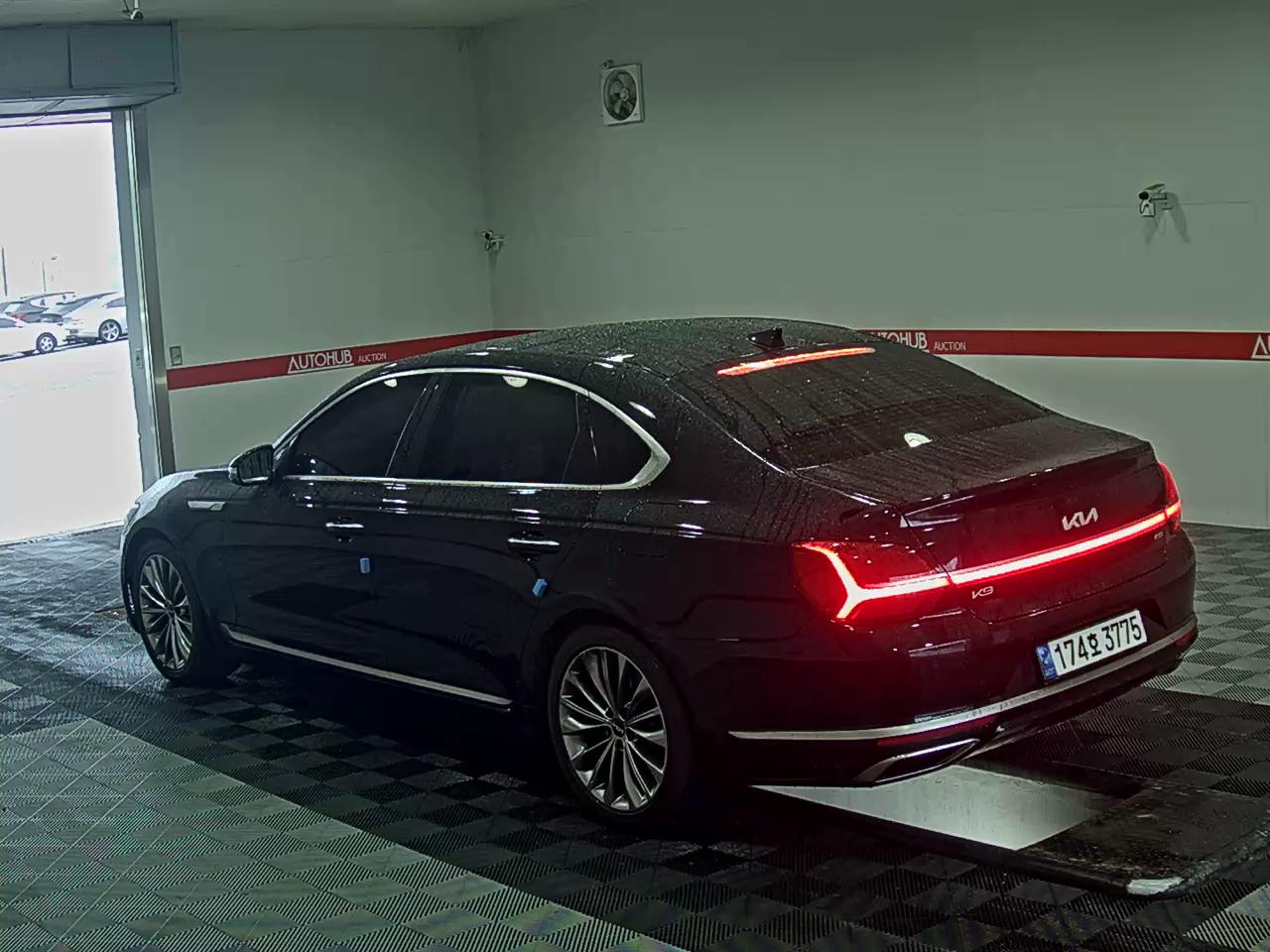 2023 - kia k9