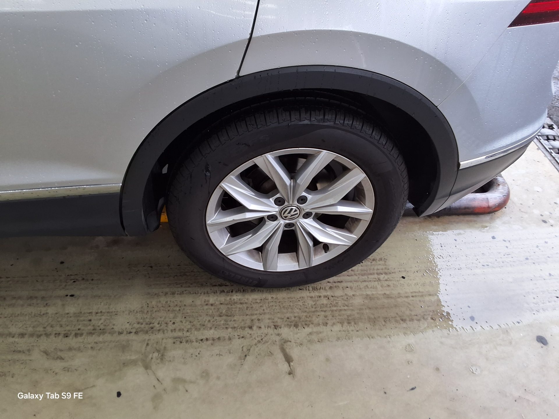 2018 - volkswagen tiguan