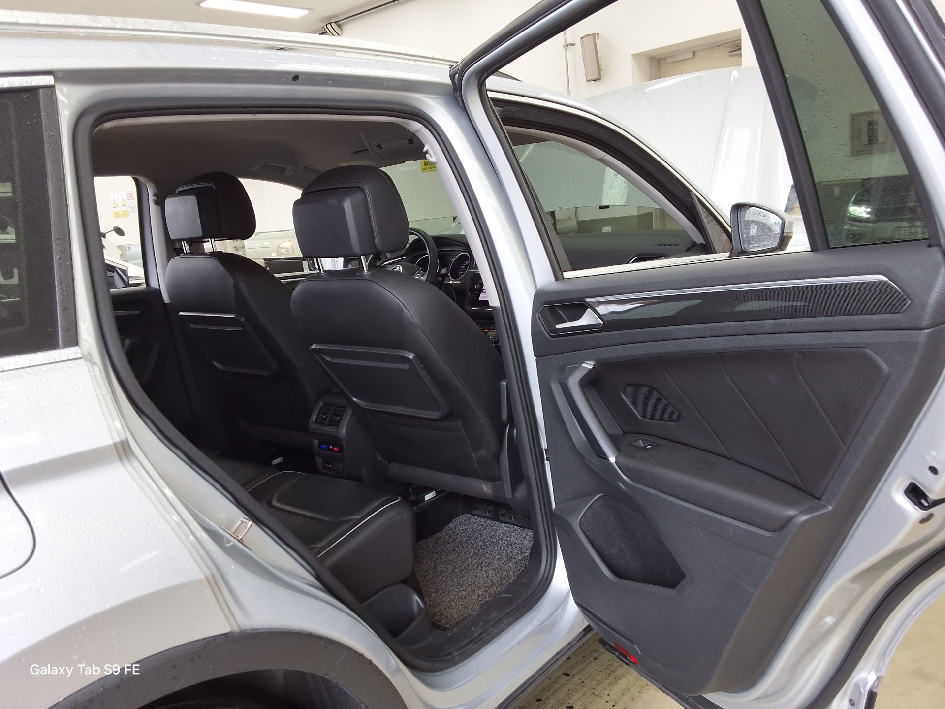 2018 - volkswagen tiguan