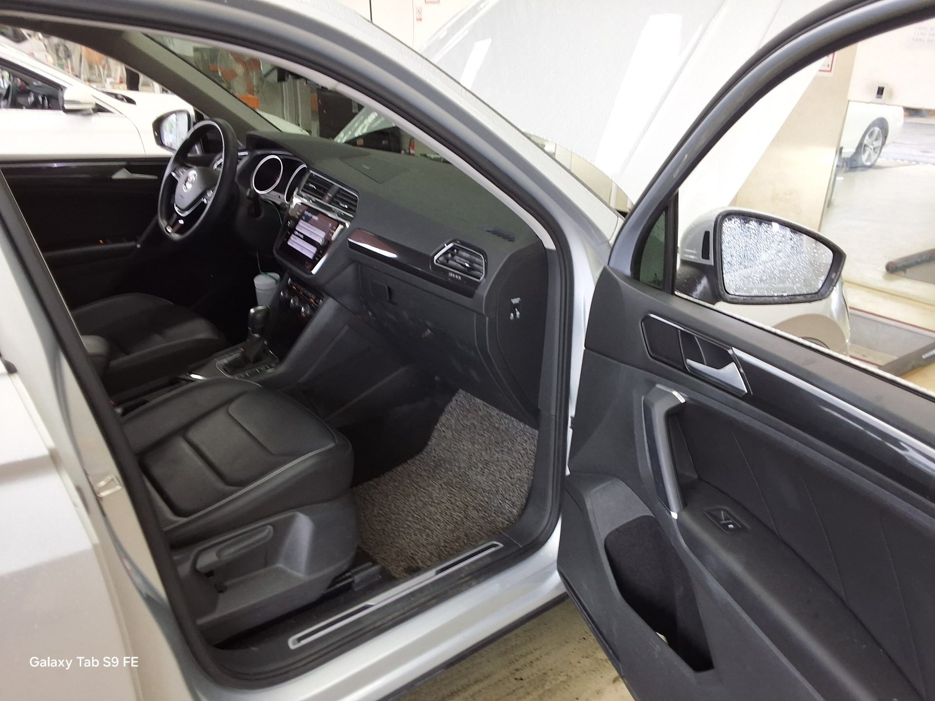 2018 - volkswagen tiguan