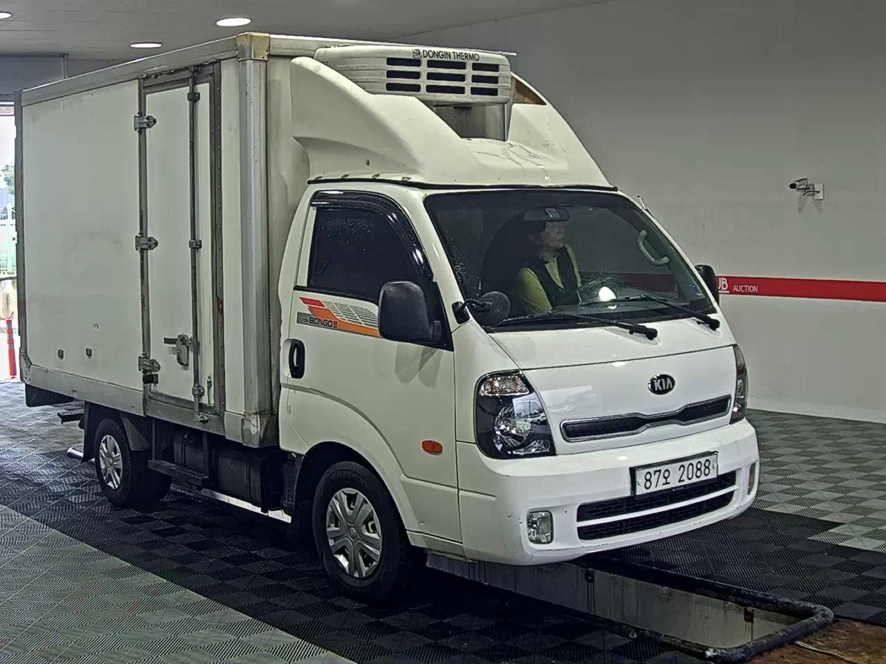 2017 - kia bongo