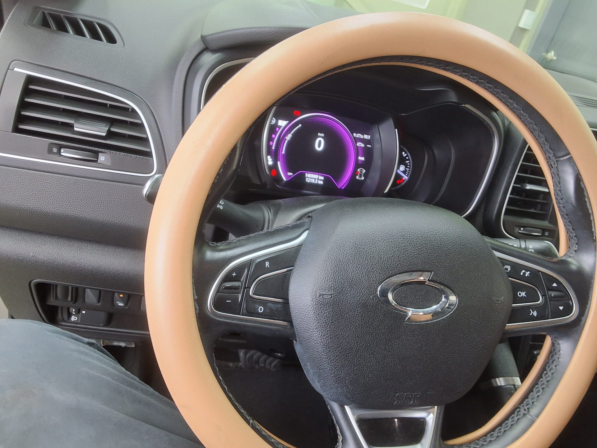 2019 - renault qm6
