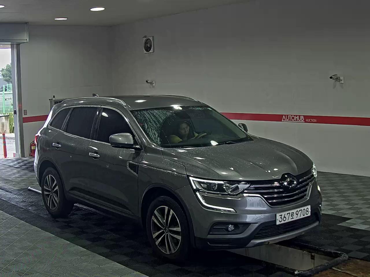 2019 - renault qm6