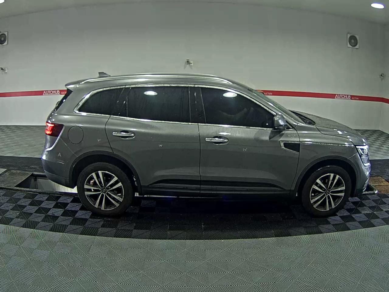 2019 - renault qm6