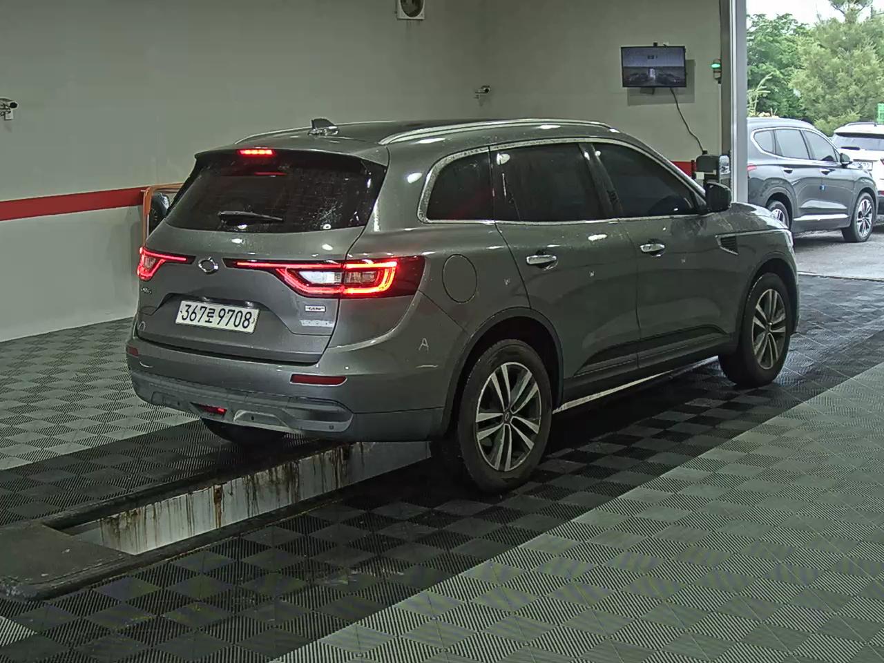 2019 - renault qm6
