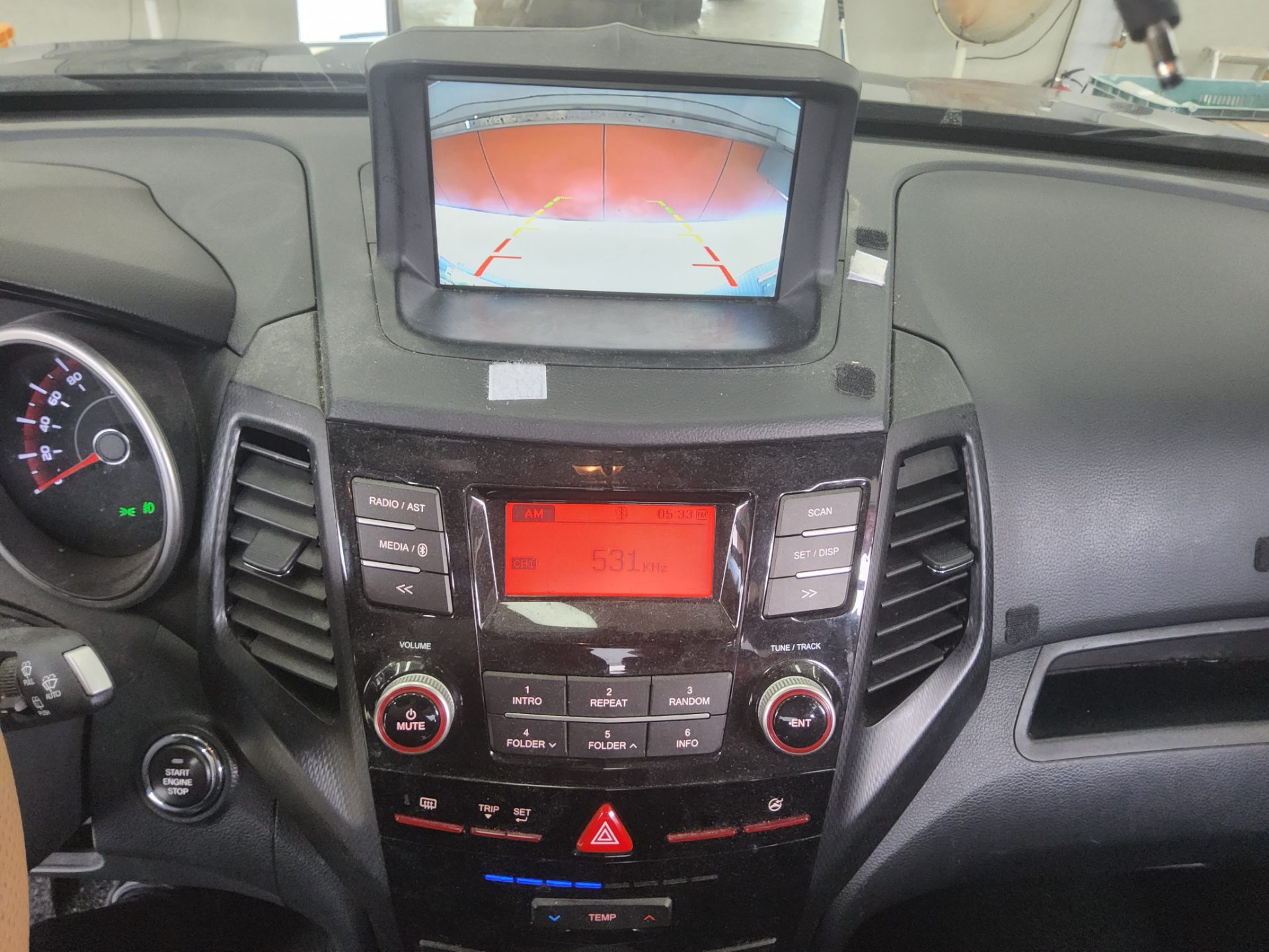 2016 - ssangyong tivoli