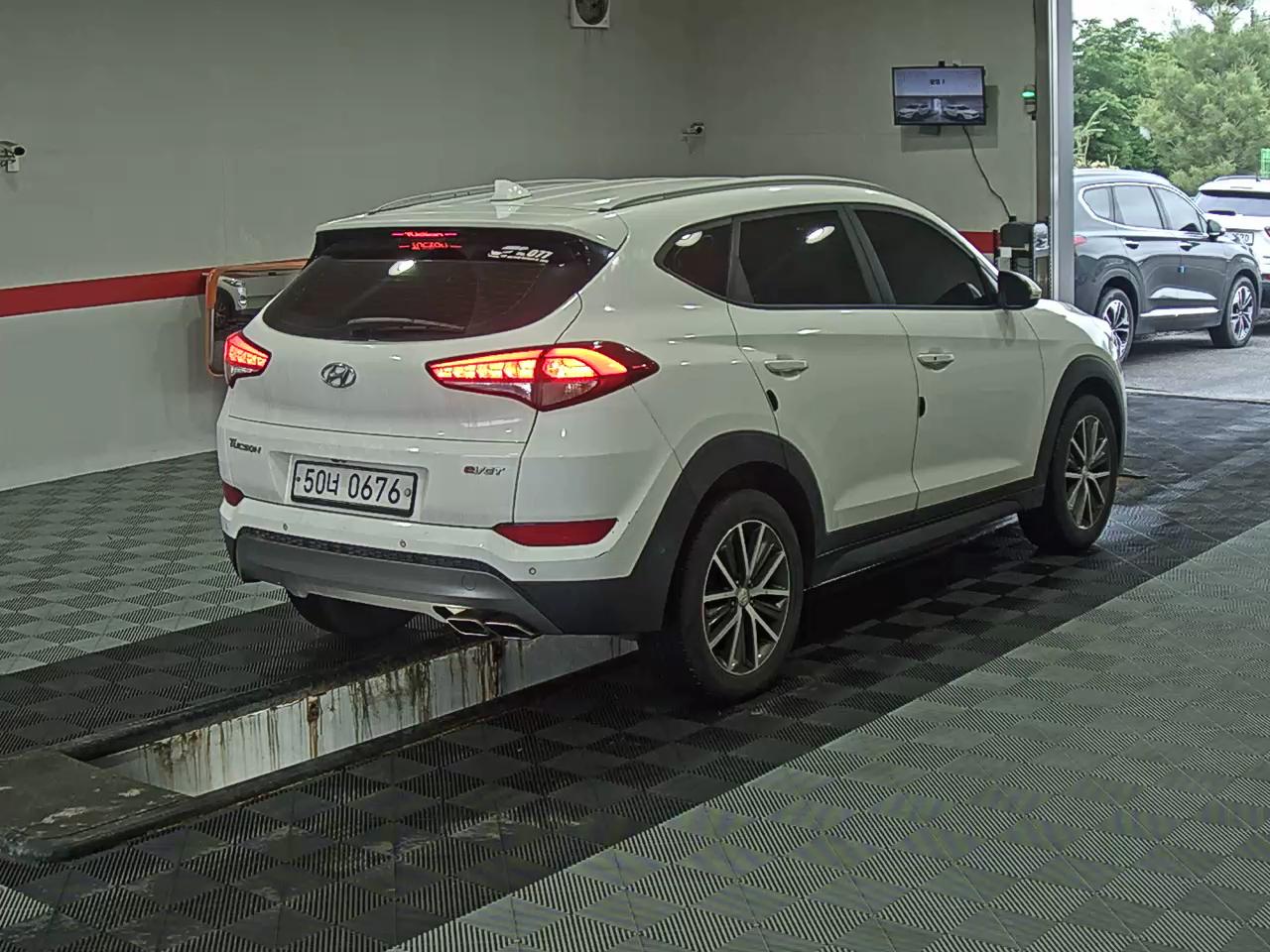 2016 - hyundai tucson