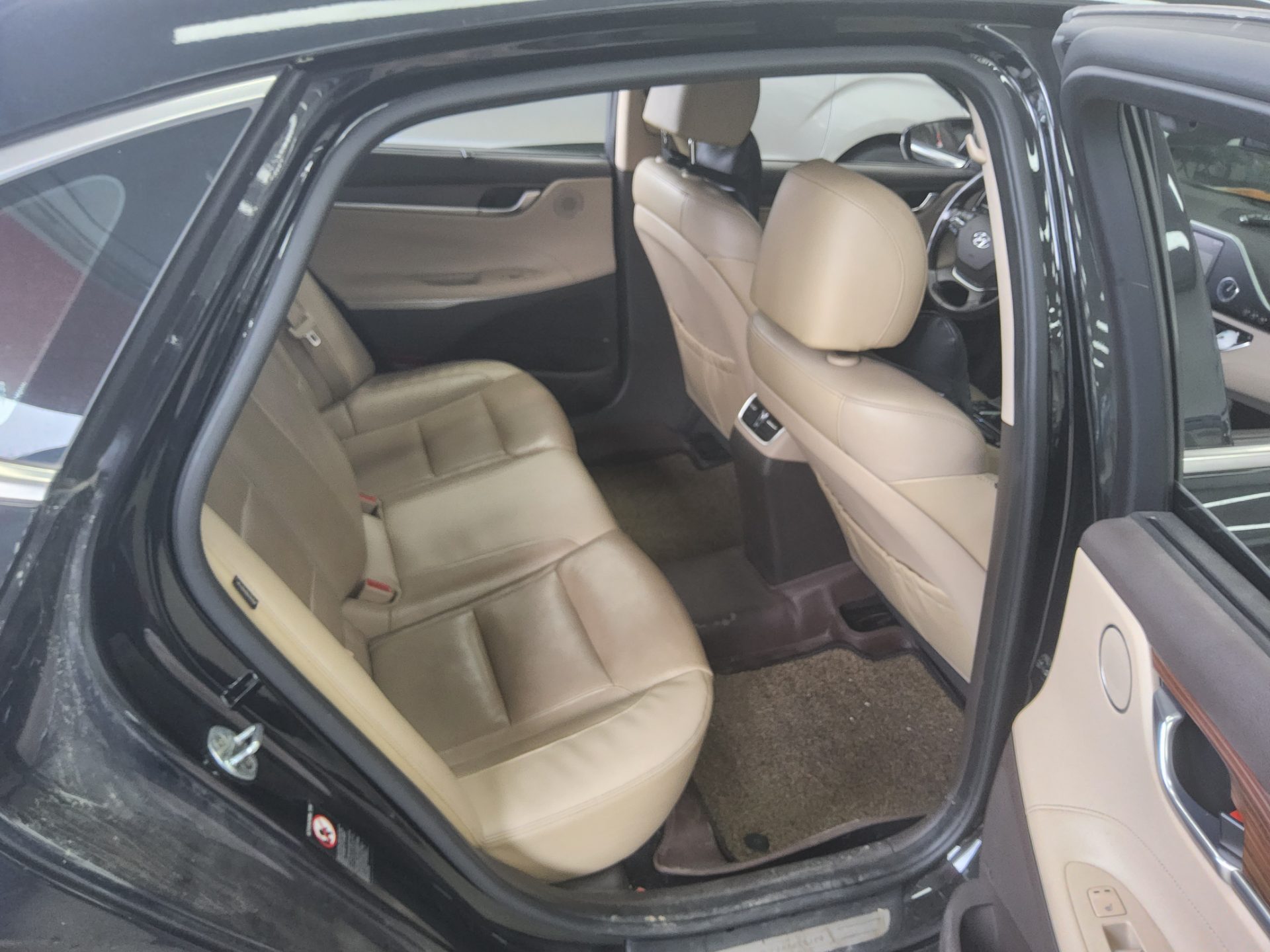 2017 - hyundai grandeur