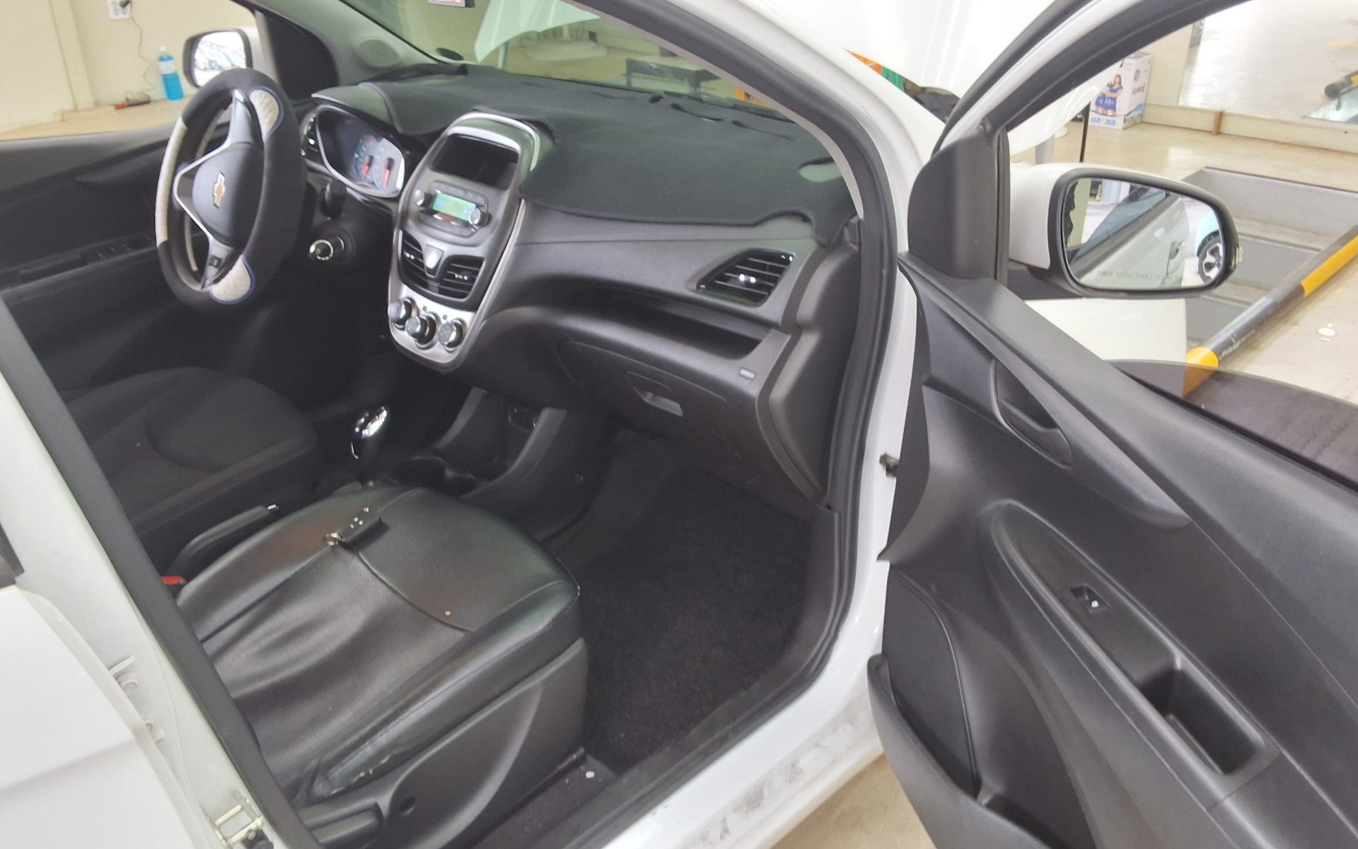 2017 - chevrolet spark
