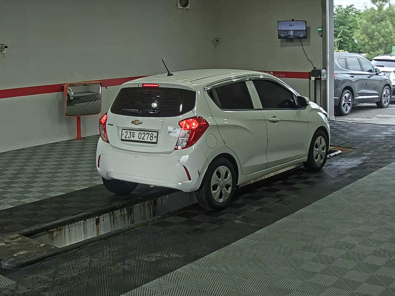2017 - chevrolet spark