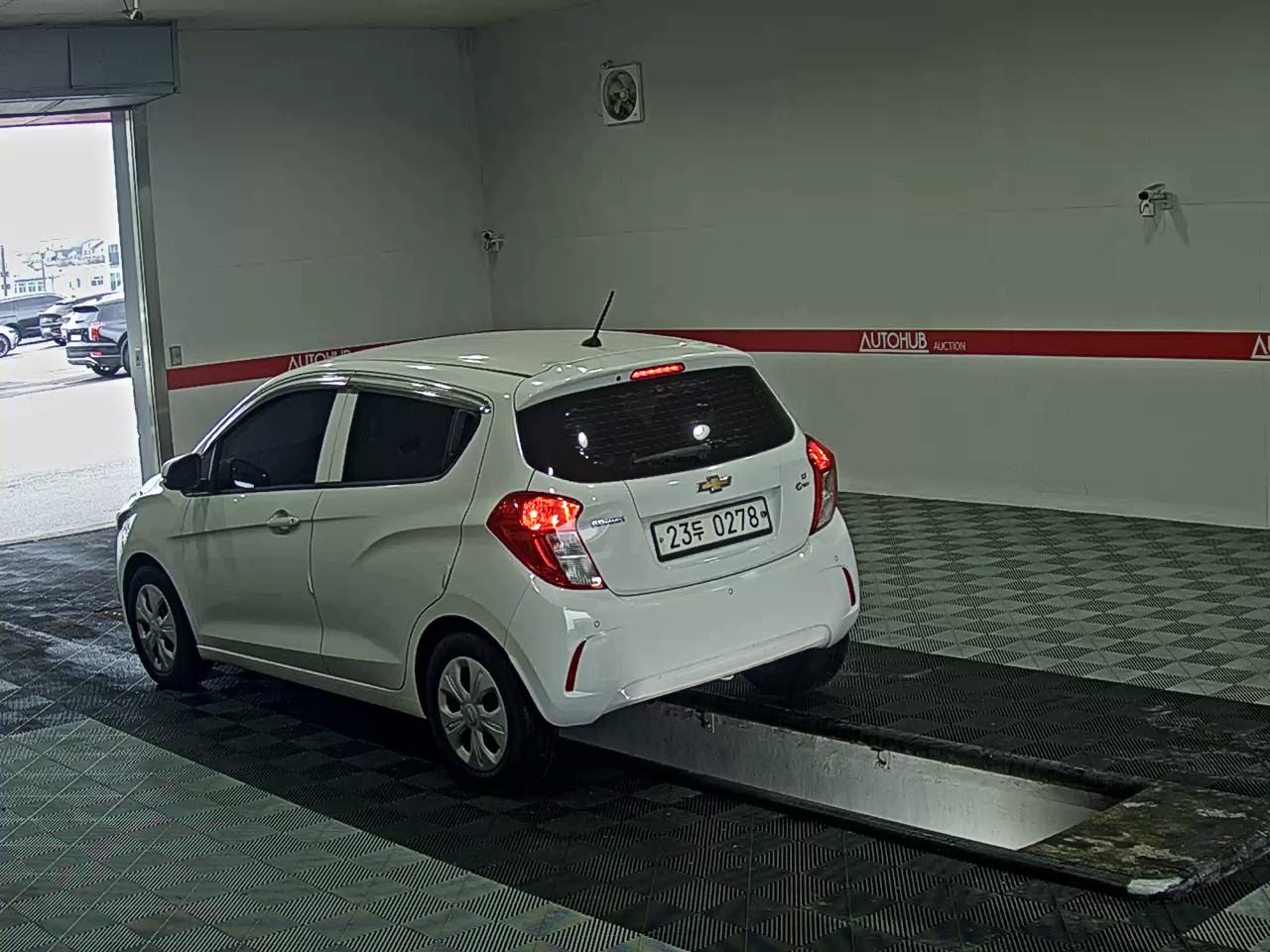 2017 - chevrolet spark