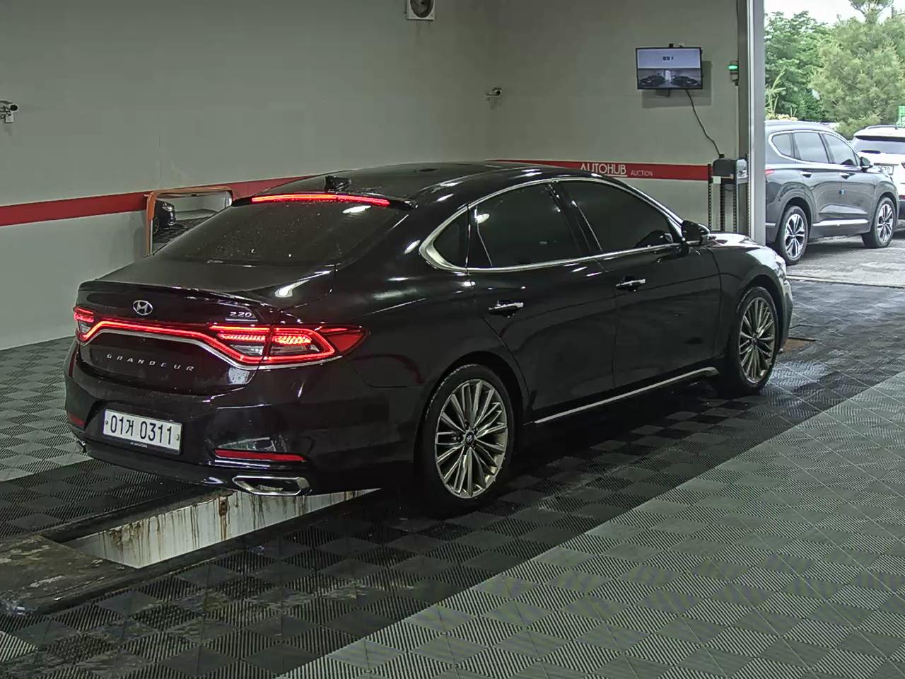 2017 - hyundai grandeur