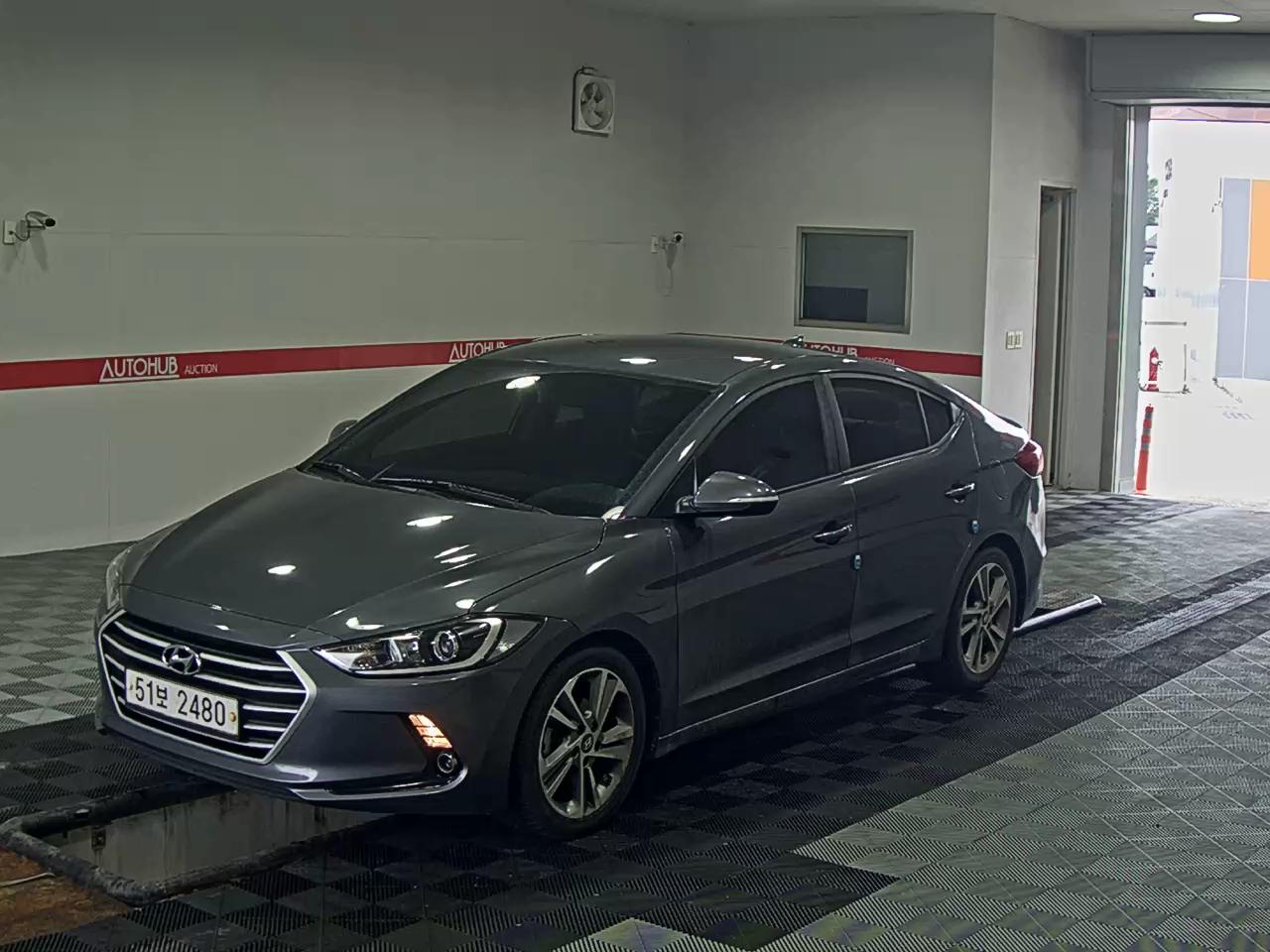 HYUNDAI AVANTE GDi VALUE