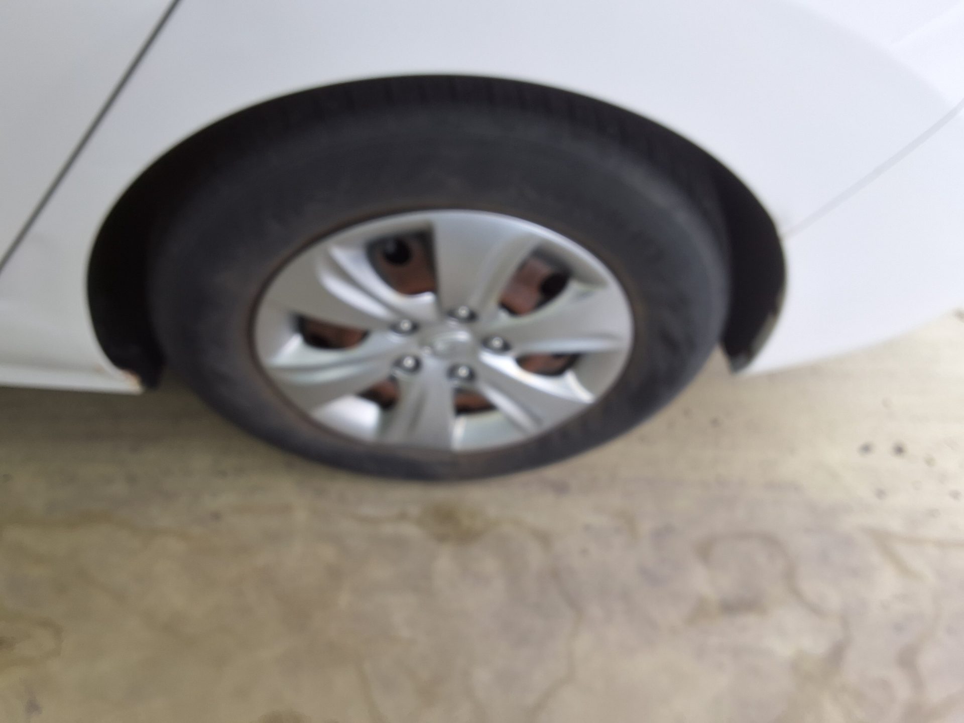 2013 - hyundai avante
