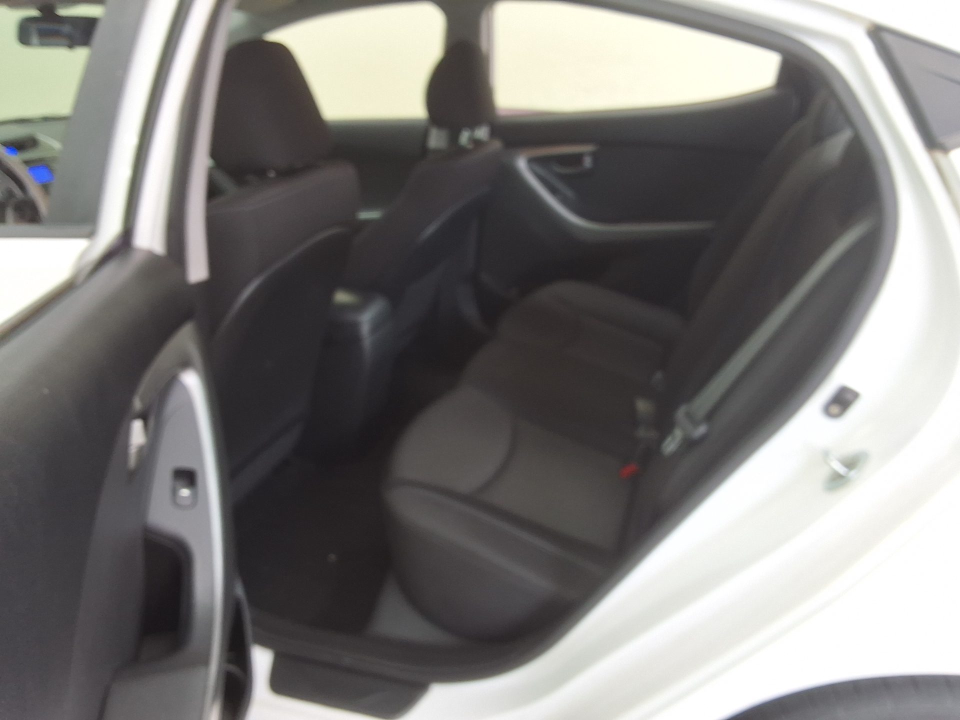 2013 - hyundai avante