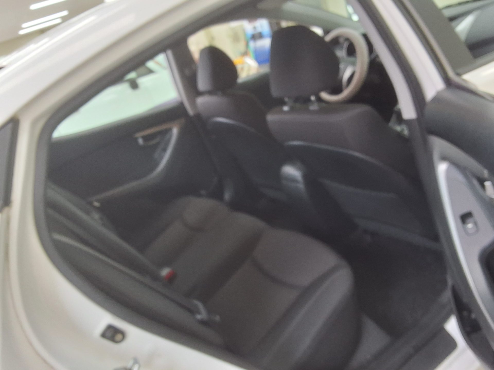 2013 - hyundai avante