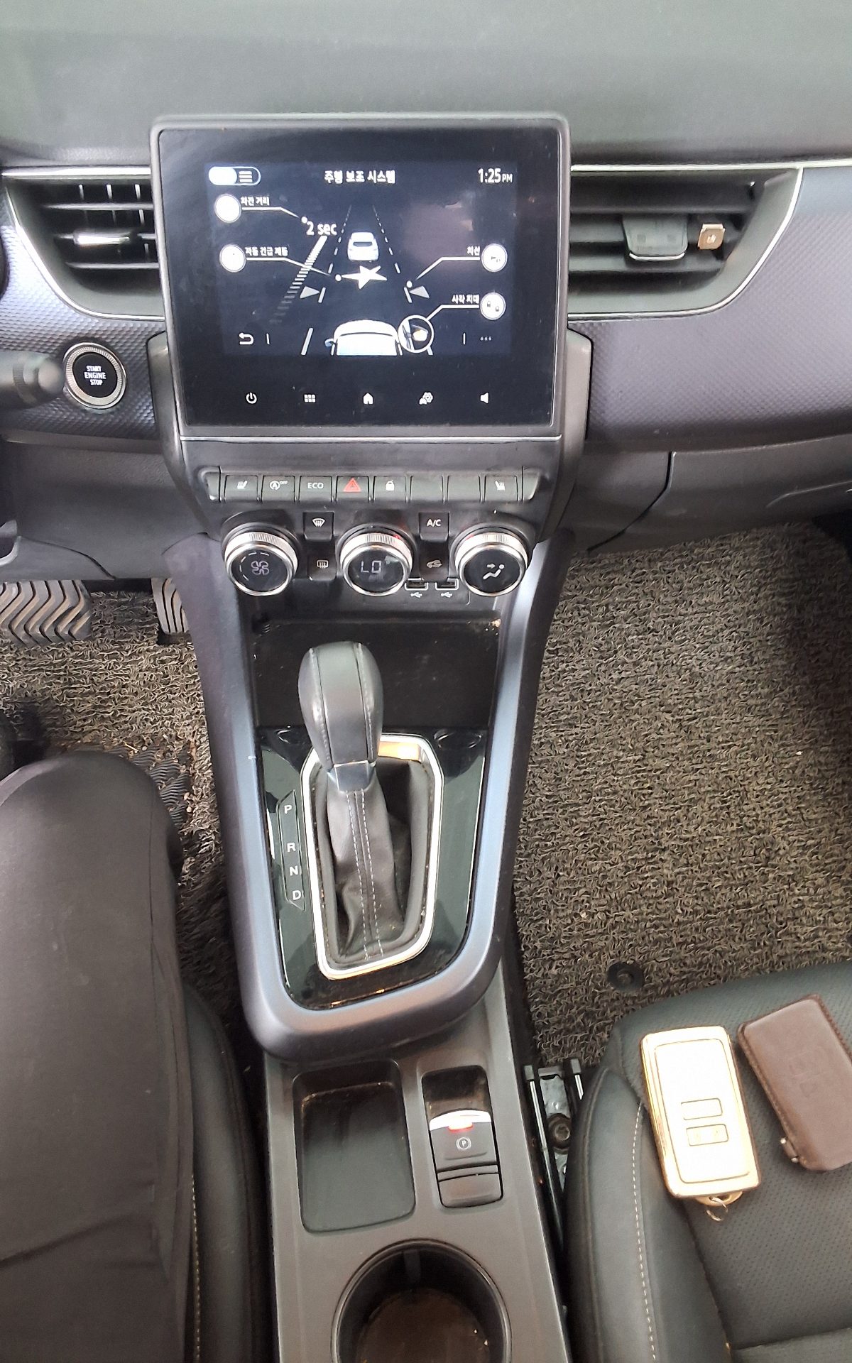 2020 - renault xm3