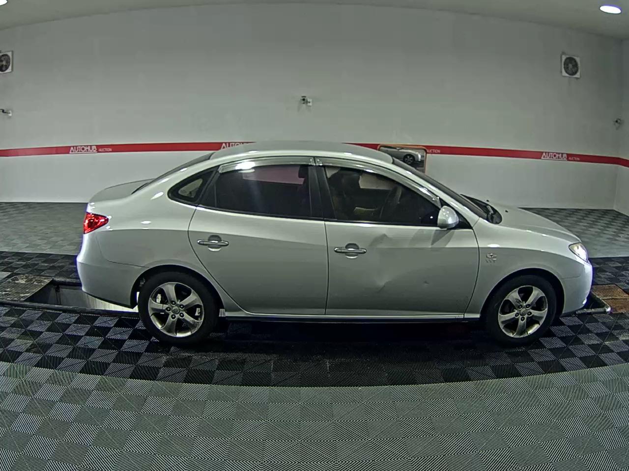2009 - hyundai avante
