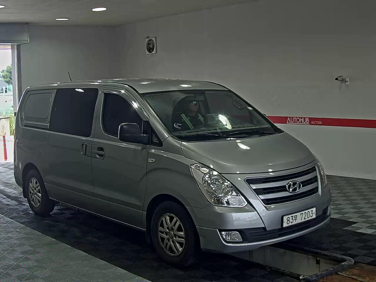 2017 - hyundai grand starex