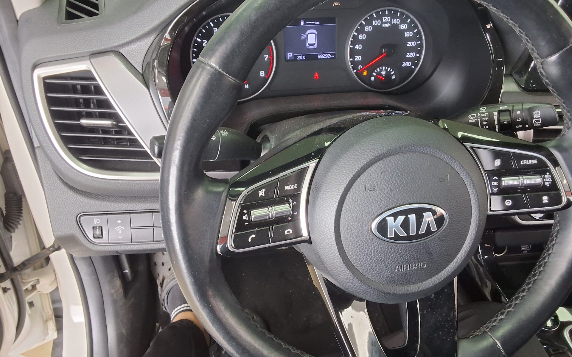 2022 - kia seltos