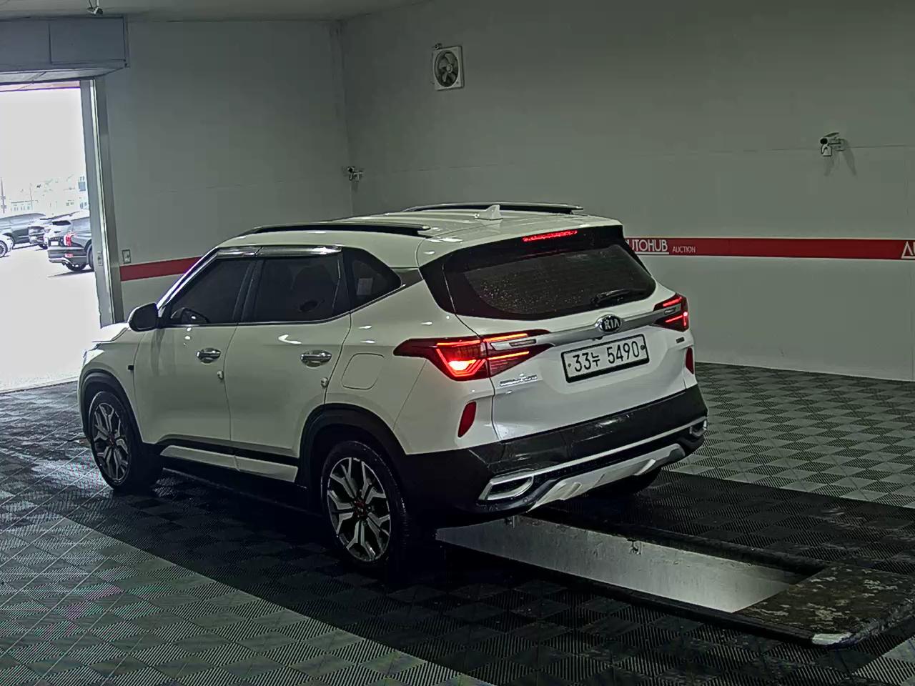 2020 - kia seltos