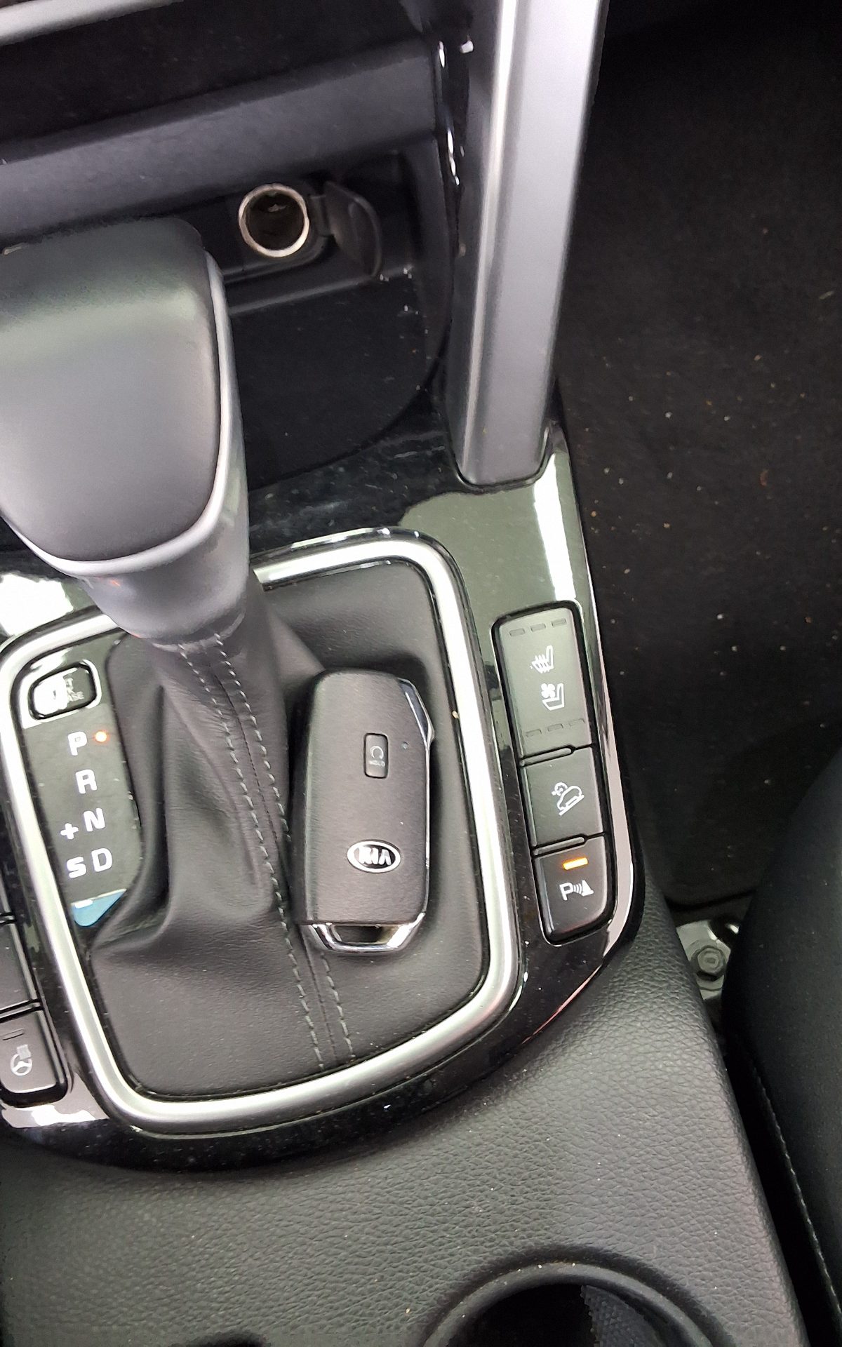 2022 - kia seltos
