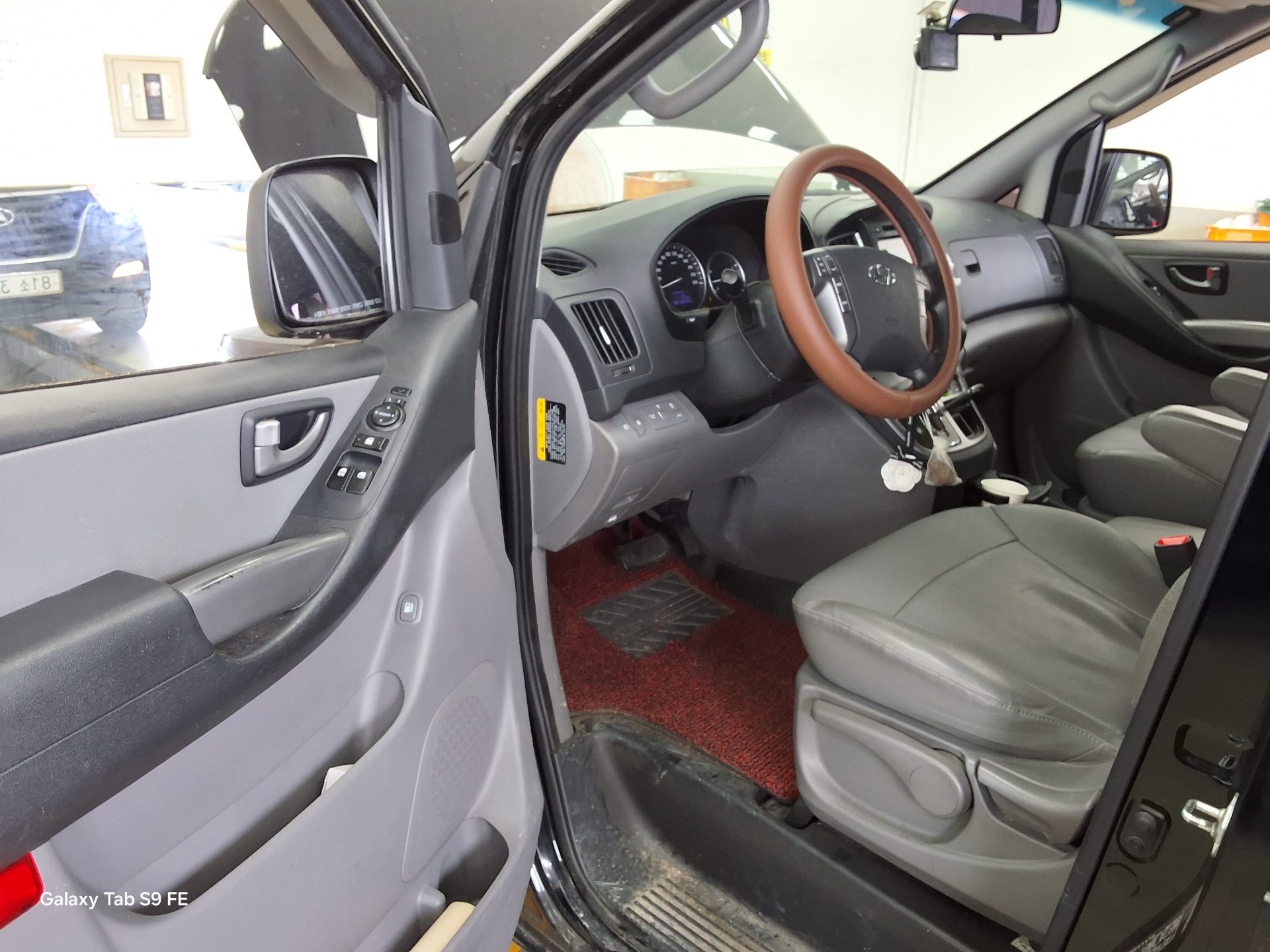 2020 - hyundai grand starex