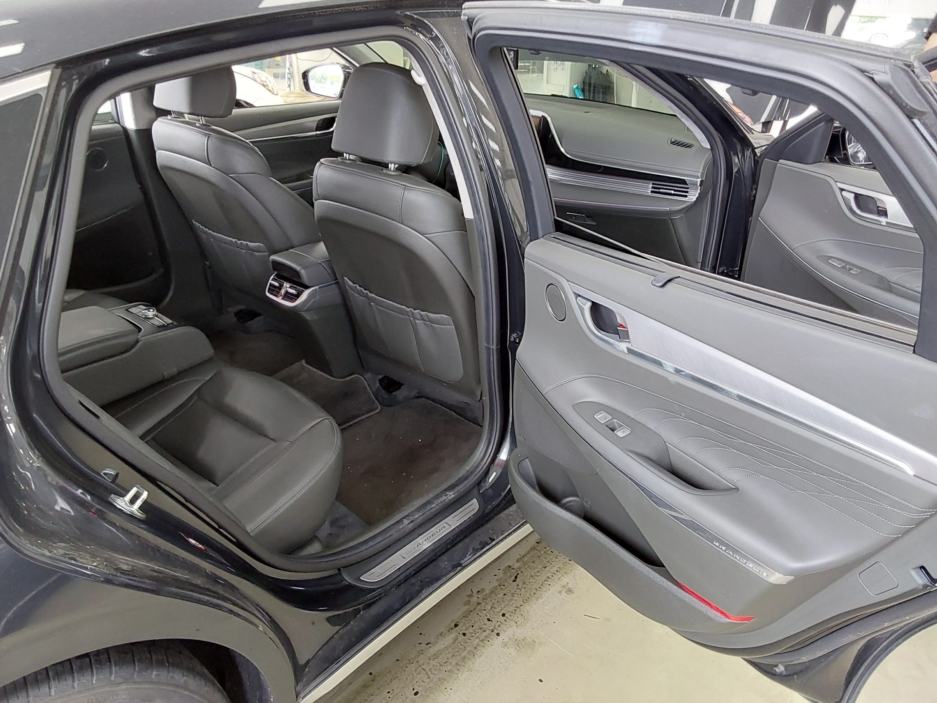 2021 - hyundai grandeur