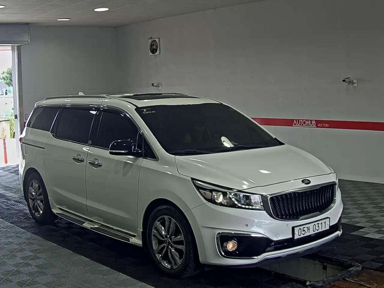 2017 - kia carnival