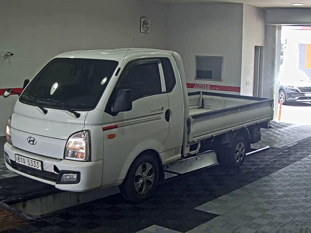 HYUNDAI PORTER II SUPER CAB EXTRA WHEELBASE