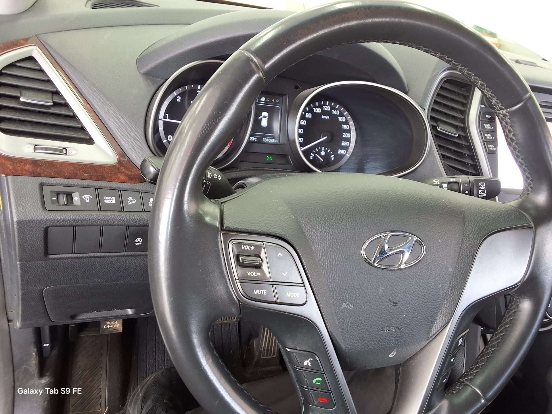 2016 - hyundai santa fe