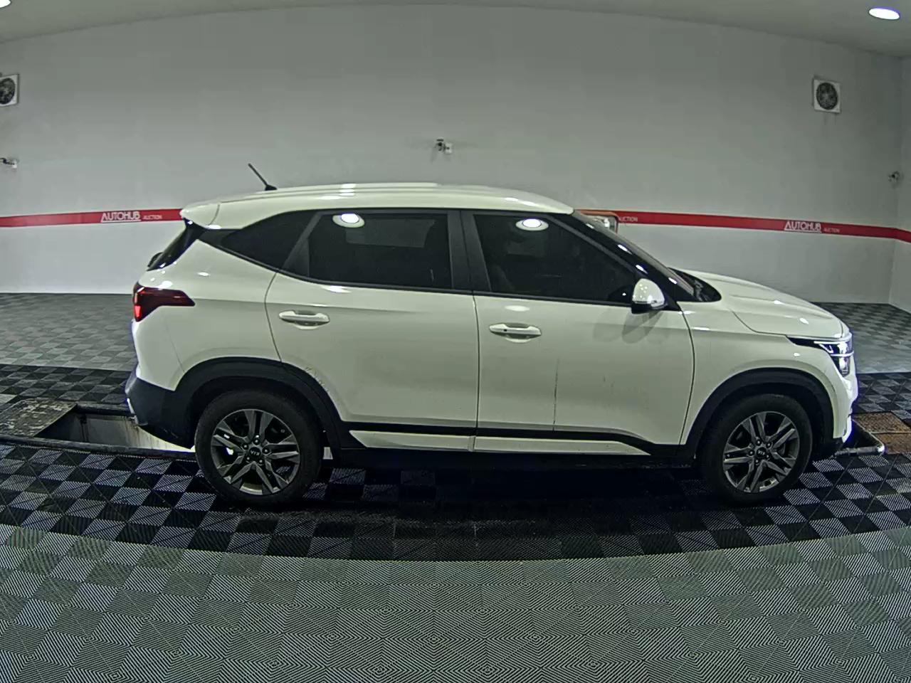 2022 - kia seltos