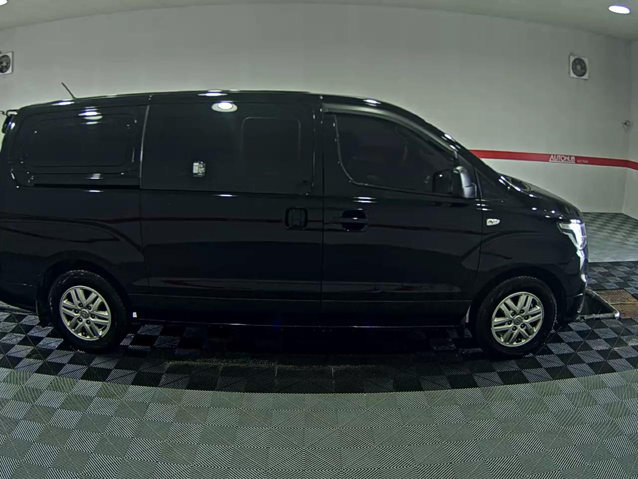 2020 - hyundai grand starex