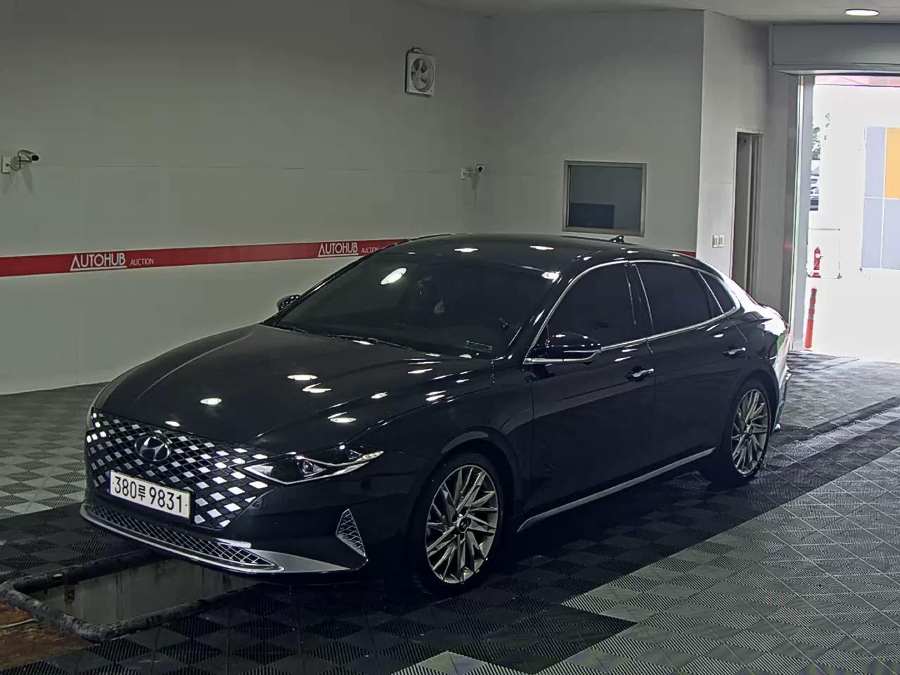 HYUNDAI GRANDEUR CALLRAPHY
