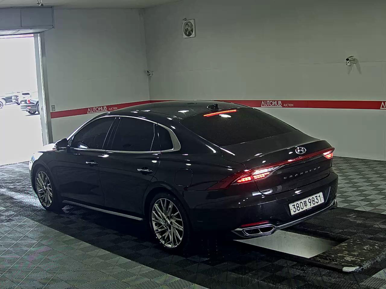 2021 - hyundai grandeur