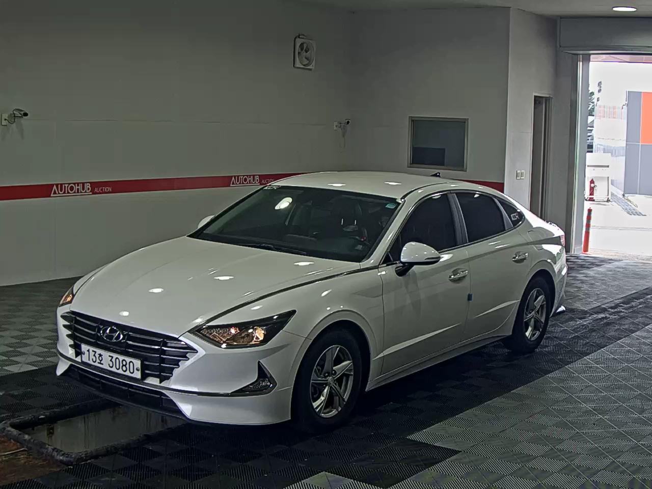 HYUNDAI SONATA (DN8) RENTAL CAR
