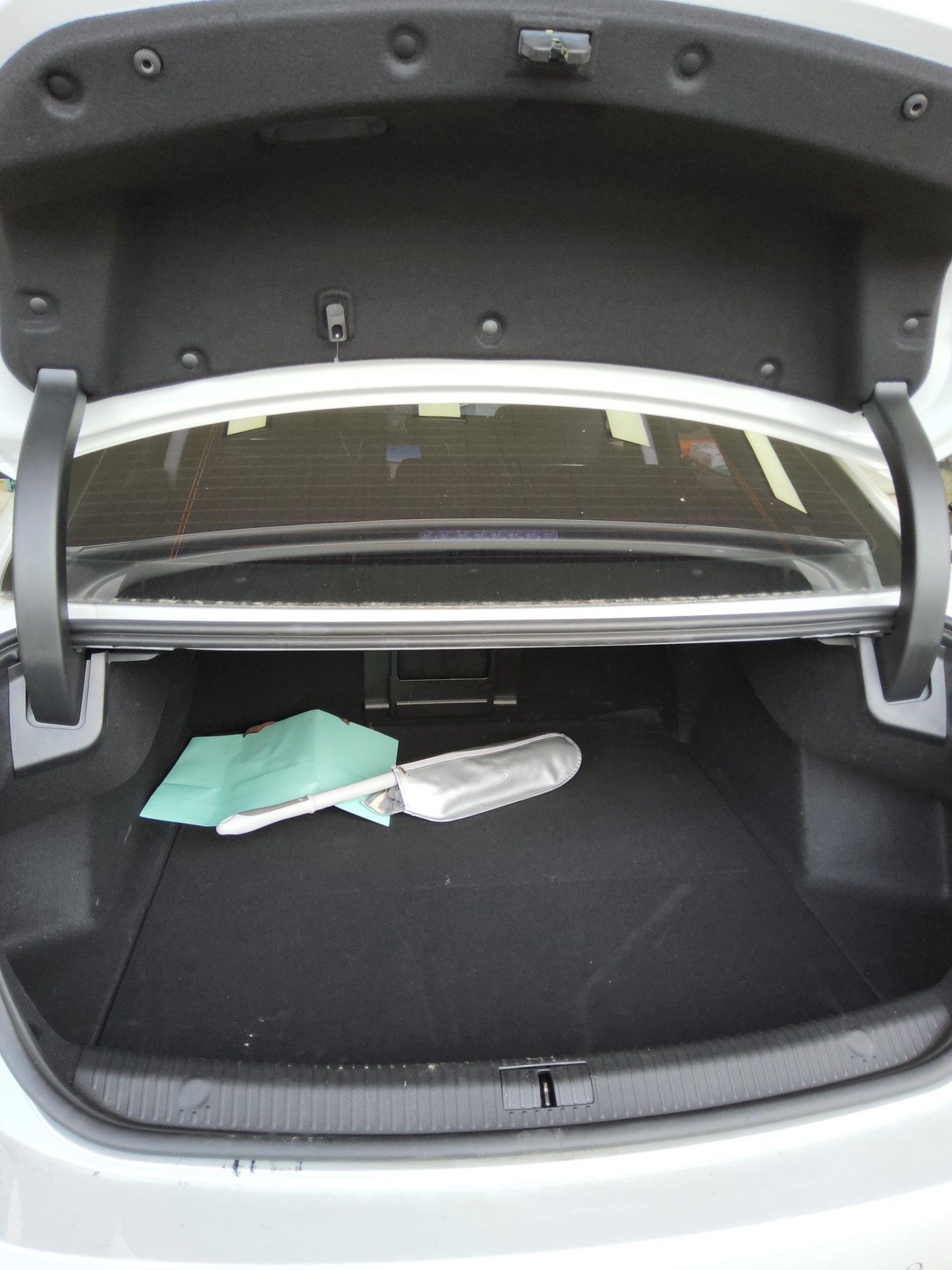 2019 - renault sm6