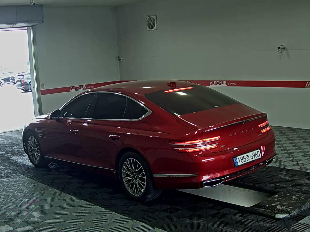 2021 - genesis g80