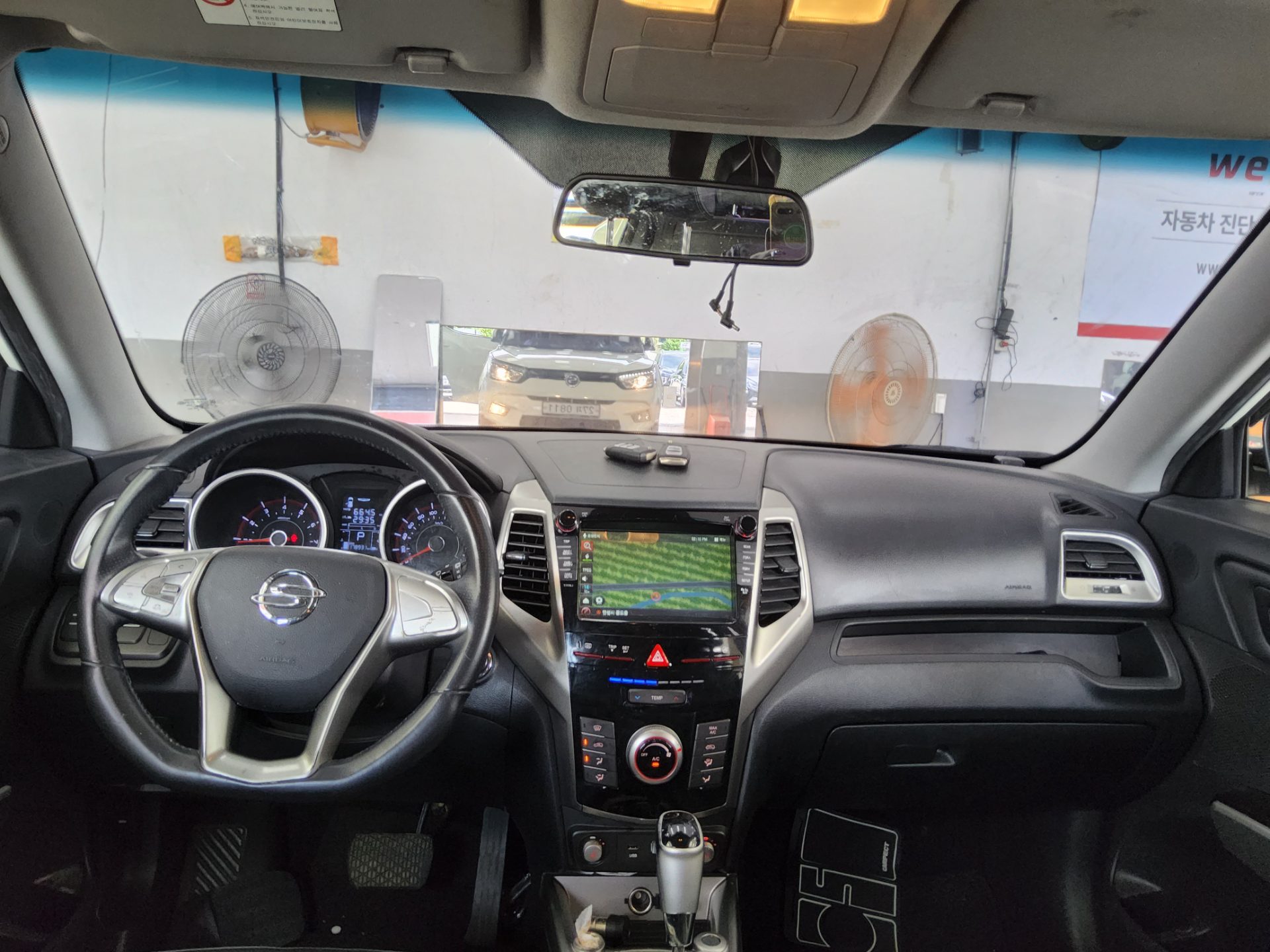 2016 - ssangyong tivoli