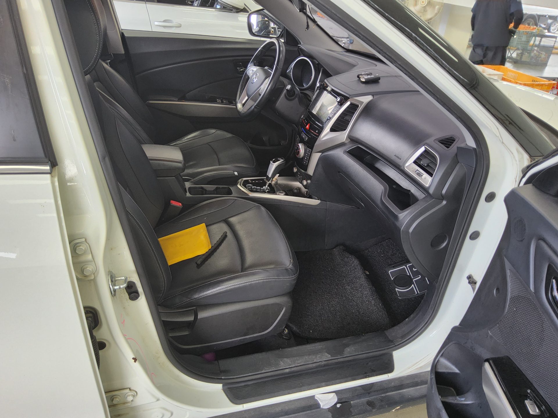 2016 - ssangyong tivoli