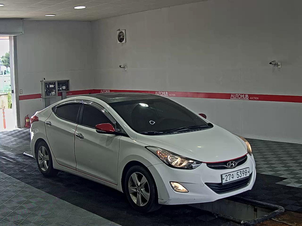 2012 - hyundai avante