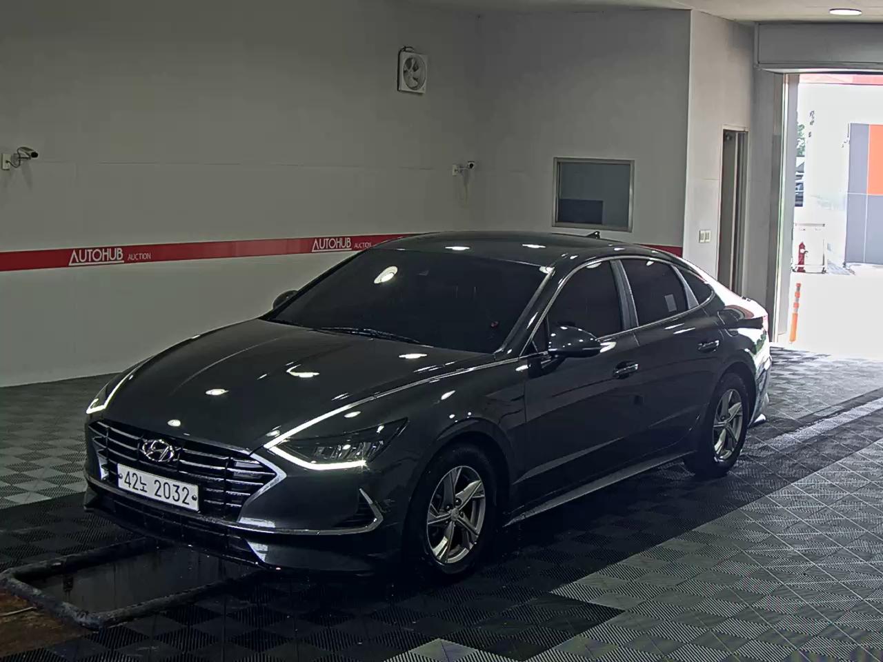 HYUNDAI SONATA (DN8)