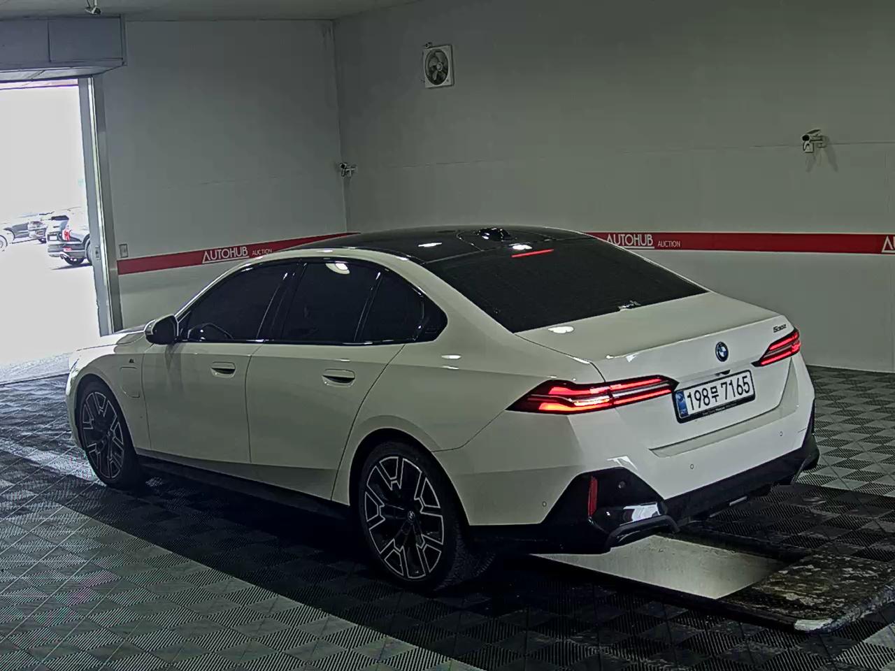 2025 - bmw m5